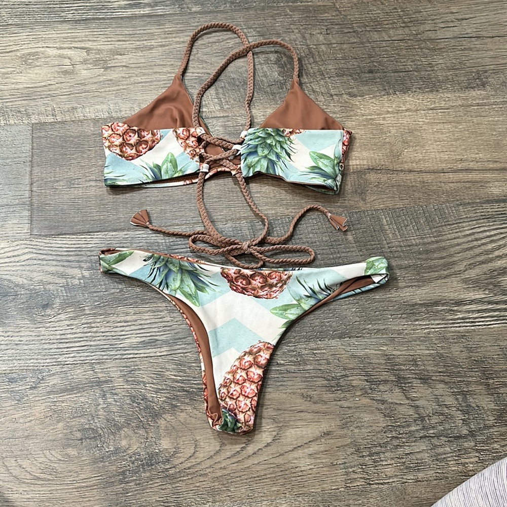 Bikini set - Picture 2 of 5
